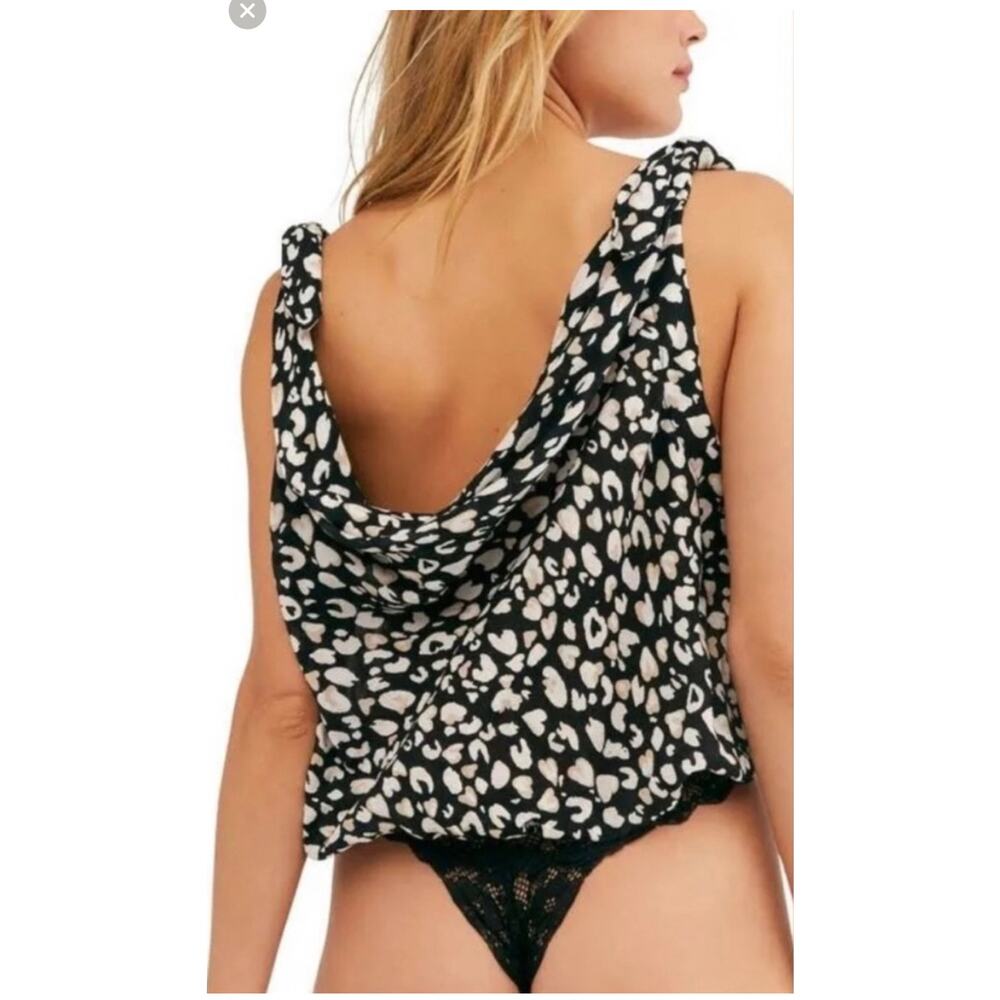 Free People Bare It All Bodysuit Black & White Combo Draped Back V Neck Medium - Picture 13 of 15